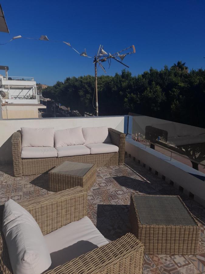 Beachfront House Malaga Exterior photo