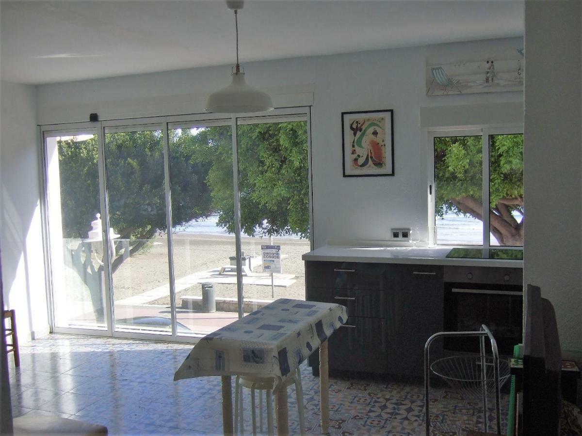 Beachfront House Malaga Exterior photo